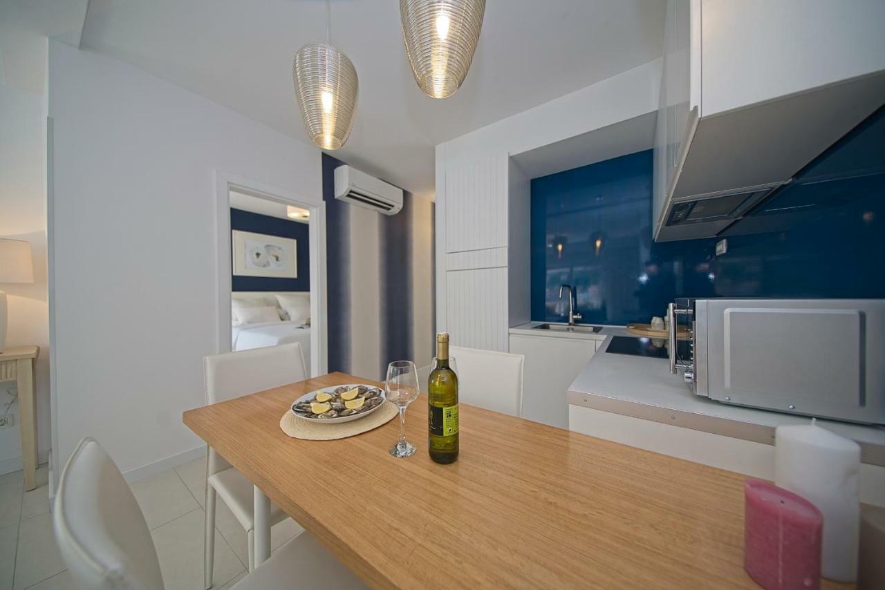 Oyster Paradise Blue Apartment ストン エクステリア 写真