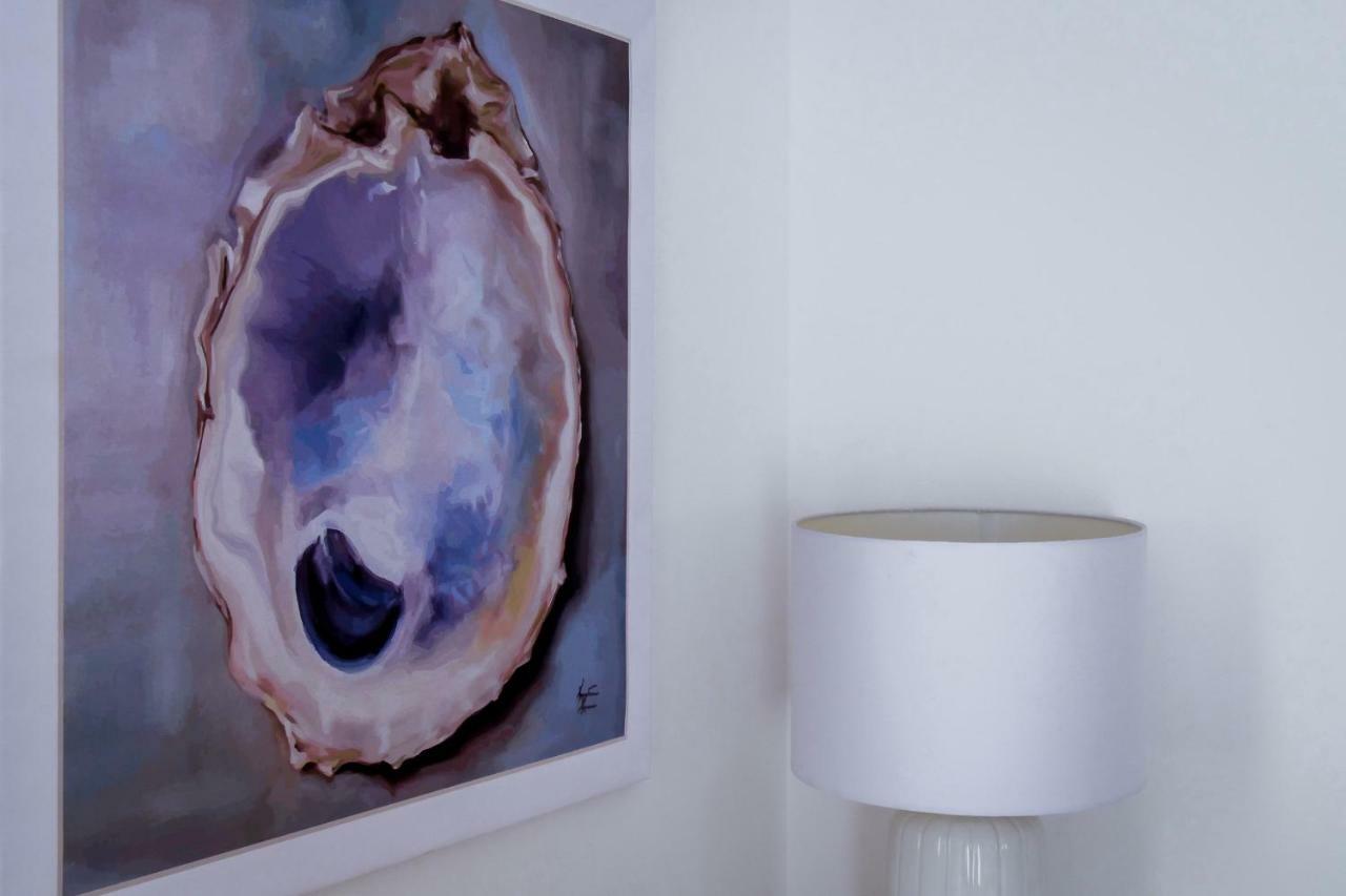 Oyster Paradise Blue Apartment ストン エクステリア 写真